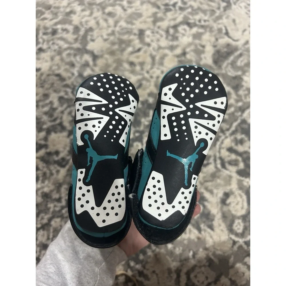 Jordan Retro 6 Baby Crib Shoes‎ soft Bottom Size 4C